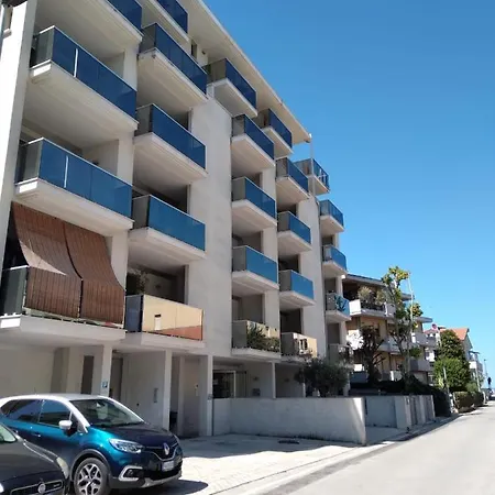 Monolocale Su Piscina דירה רימיני
